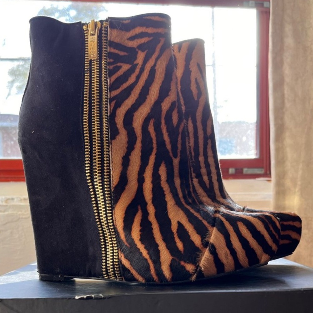 Rachel Zoe platform booties!